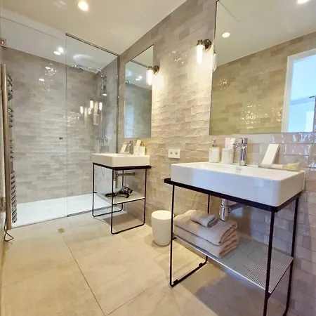 Luxury In Le Marais
