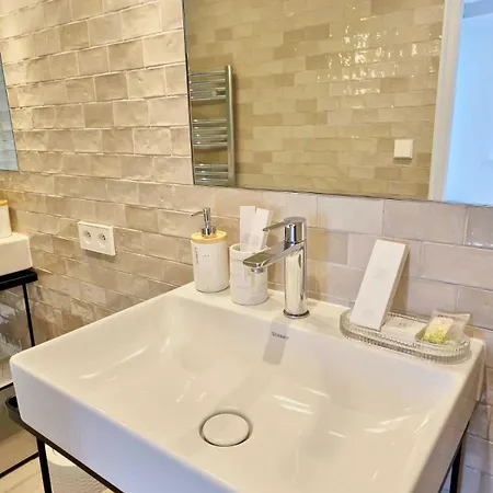 Апартаменты Luxury In Le Marais