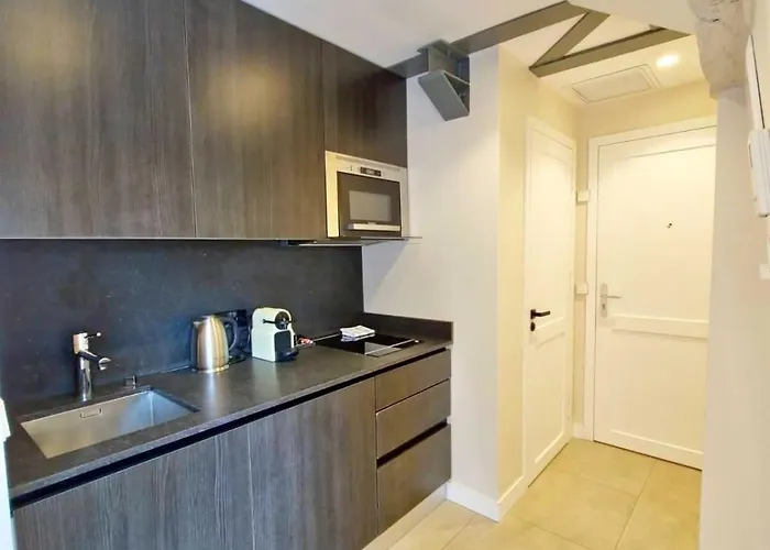 Luxury In Le Marais * Paříž