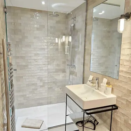 Luxury In Le Marais *